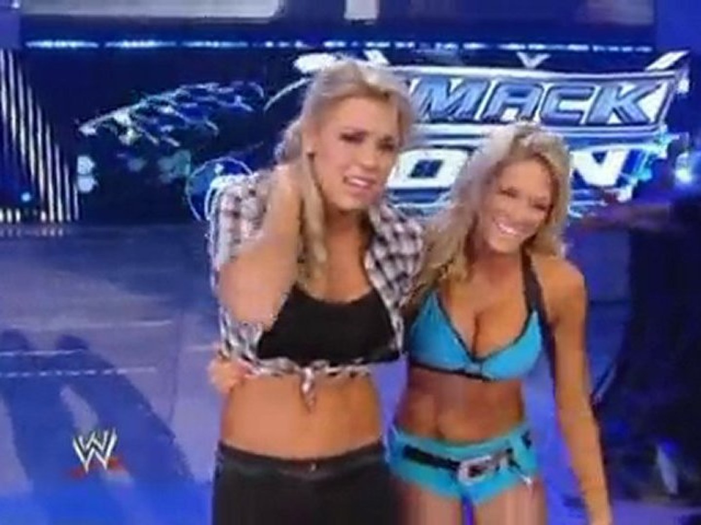 Michelle Mccool And Kelly Kelly