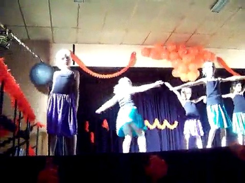 evacuate the dancefloor