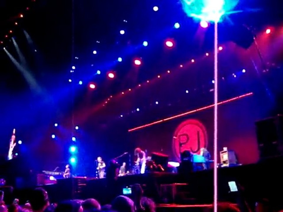 Pearl Jam - Black - Main Square Arras - 3/07/2010