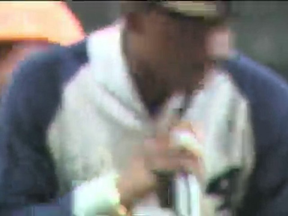 Sexion d'Assaut Live from Charléty : Casquette à l'envers