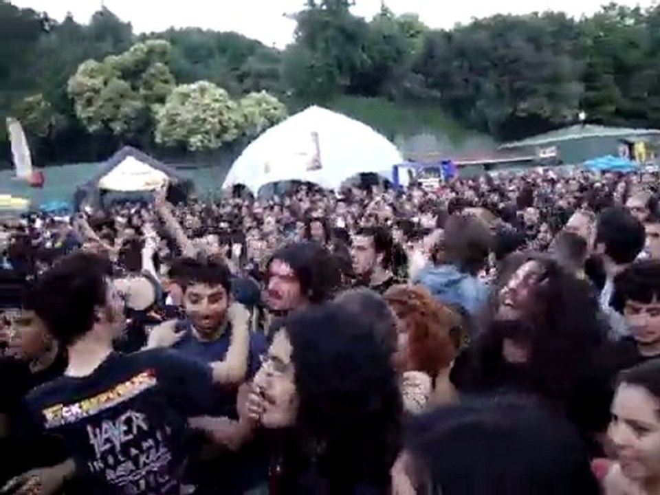 Korpiklaani - Beer Beer (Circle Pit)