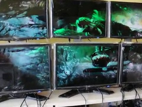 ATI Eyefinity HD5870 8 Monitor