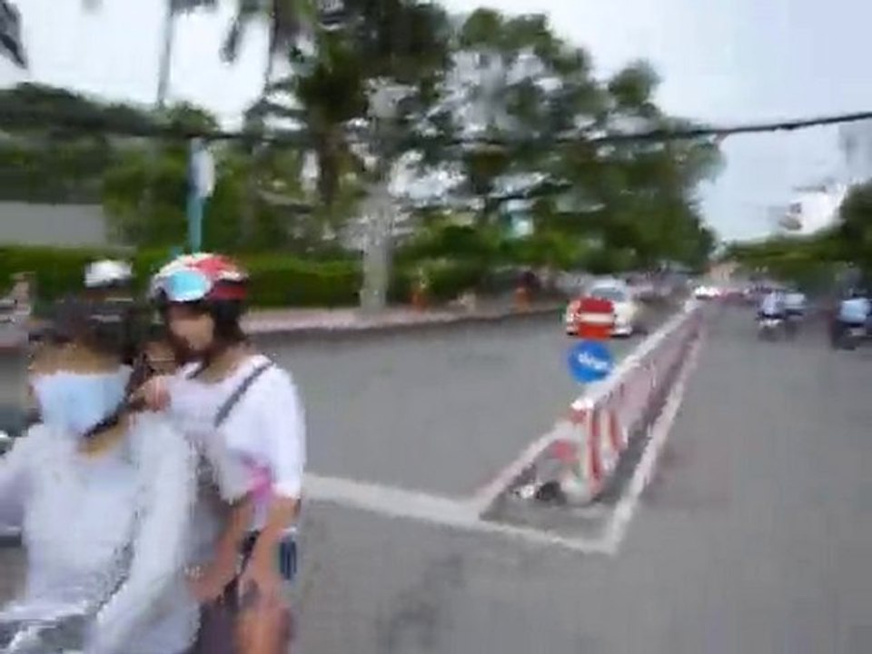 [Vietnam] Traverser une rue a Saigon
