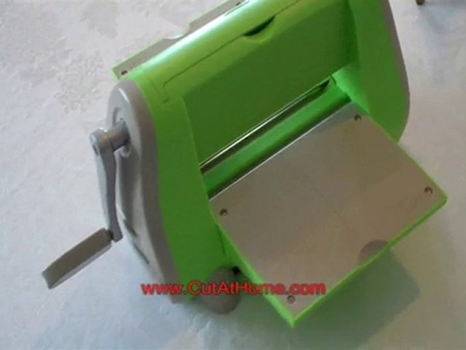 Cuttlebug by Provo Craft - Cutting & Embossing with the Cutt