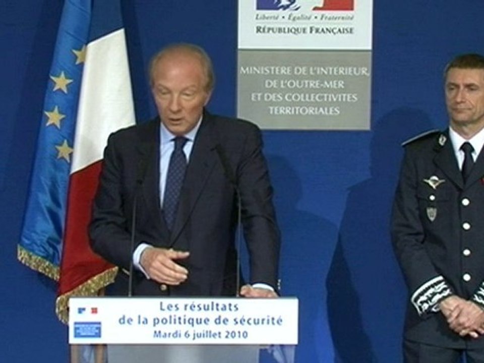 Un an d'action - (2) Plan anti-hooligans