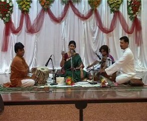 Prachi Dublay - Pune Concert Part 1 of 6 - Demo