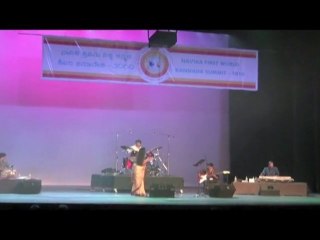 NAVIKA: MELODY QUEEN PALLAVI: "NODAYYA KWAATE LINGAVE.."