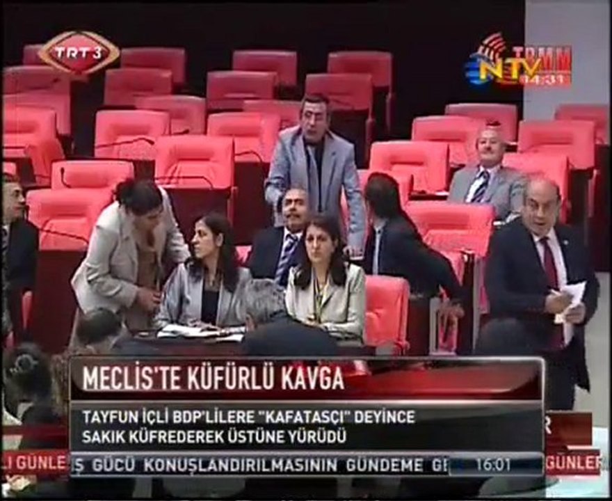 Mecliste kafatascı kavgası