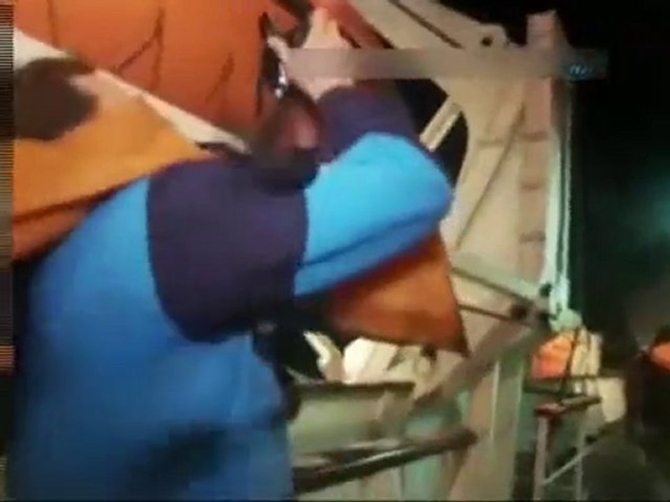 Ah Bu Gemide Olup Alnimdan Vurulsaydim