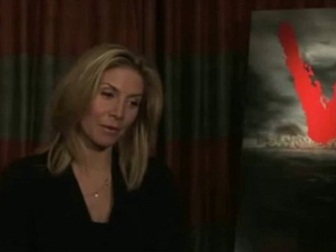 Wywiad: Exclusive Elizabeth Mitchell