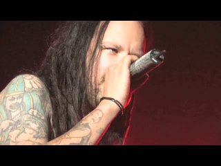 KoRn : "Be nice, Motherfuckers !"