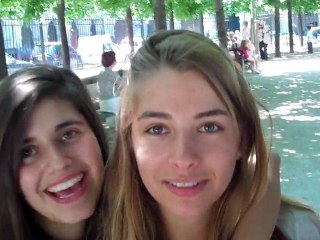 Des enfants place des Vosges