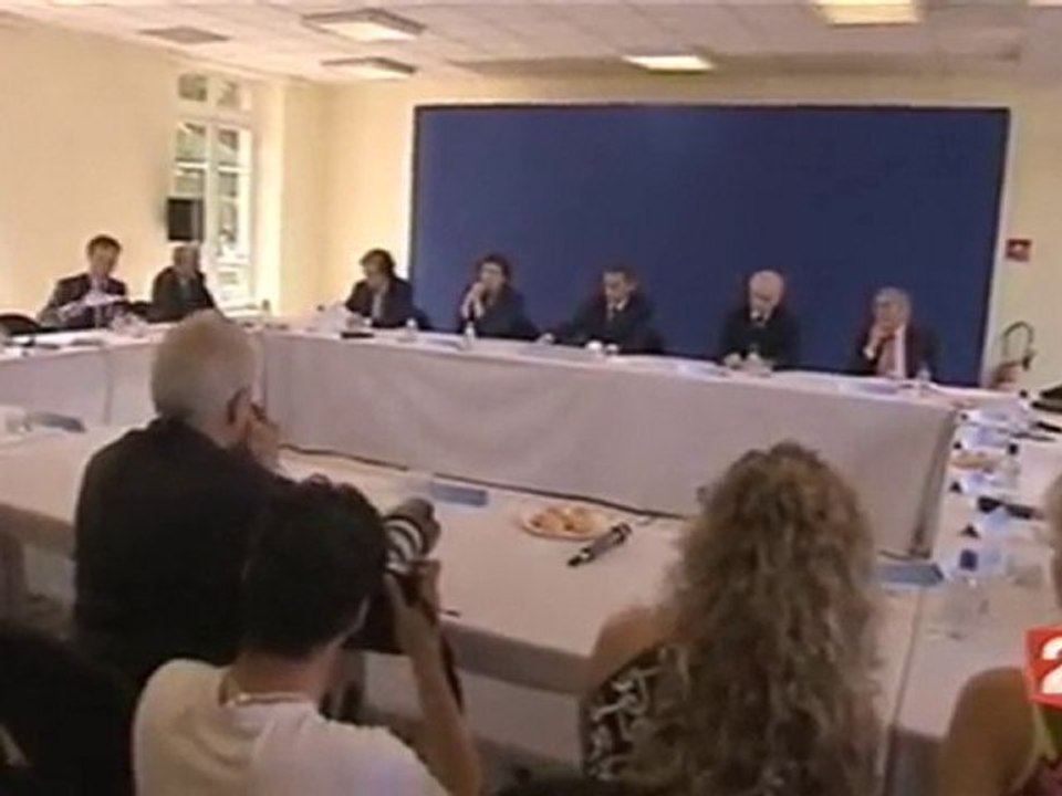 20H France 2 et propagande sarkozyenne (06/07/10)