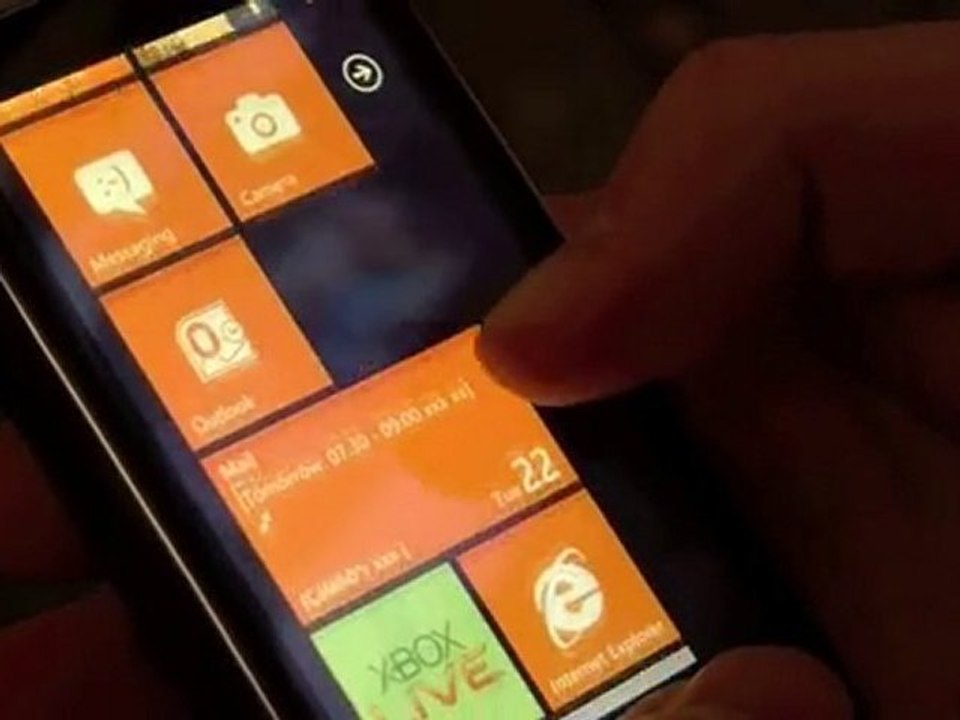 Windows Phone 7 İnceleme