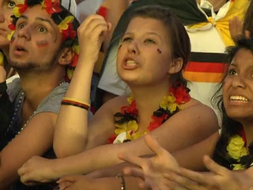 Larmes et tristesse après la défaite de l'Allemagne