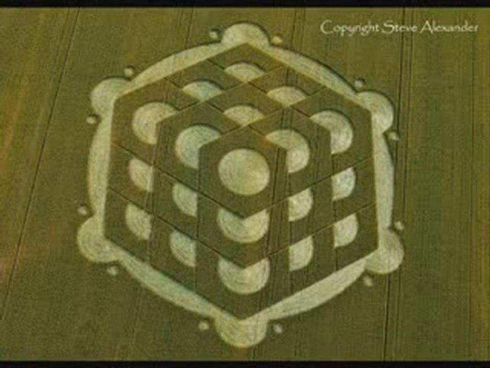 CROP CIRCLE 06.07.2010 UK