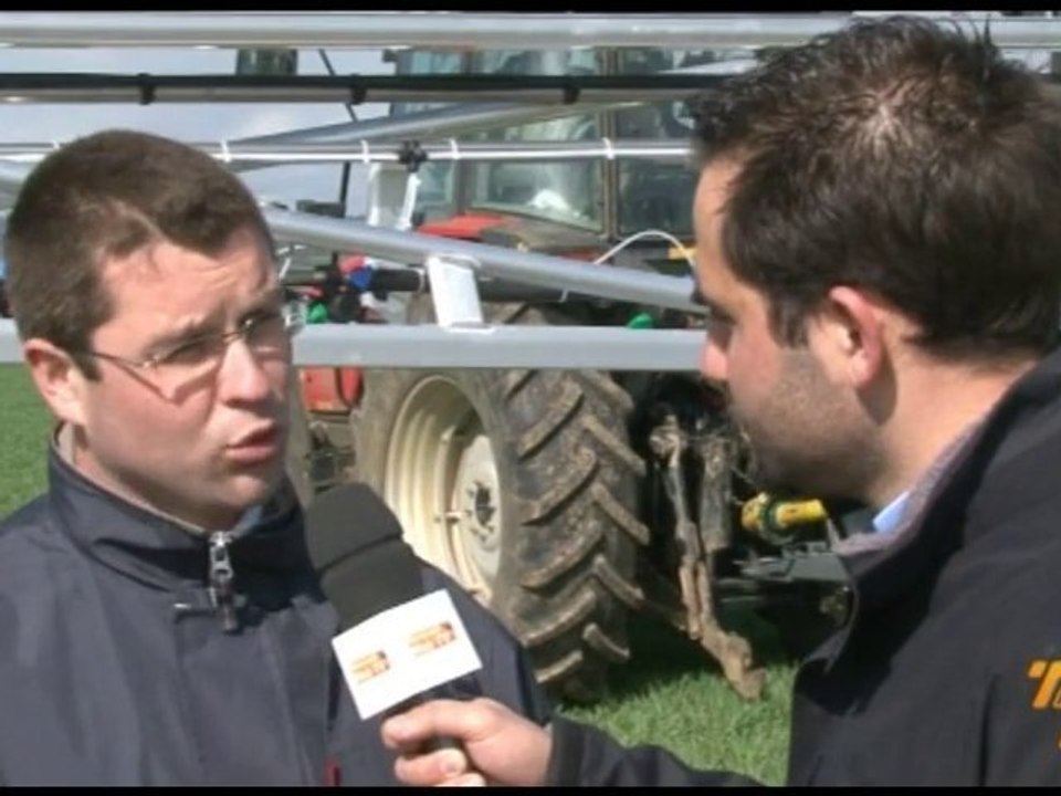 Terre à Terre 2010 - Zoom sur le pulvérisateur Evrard Météor