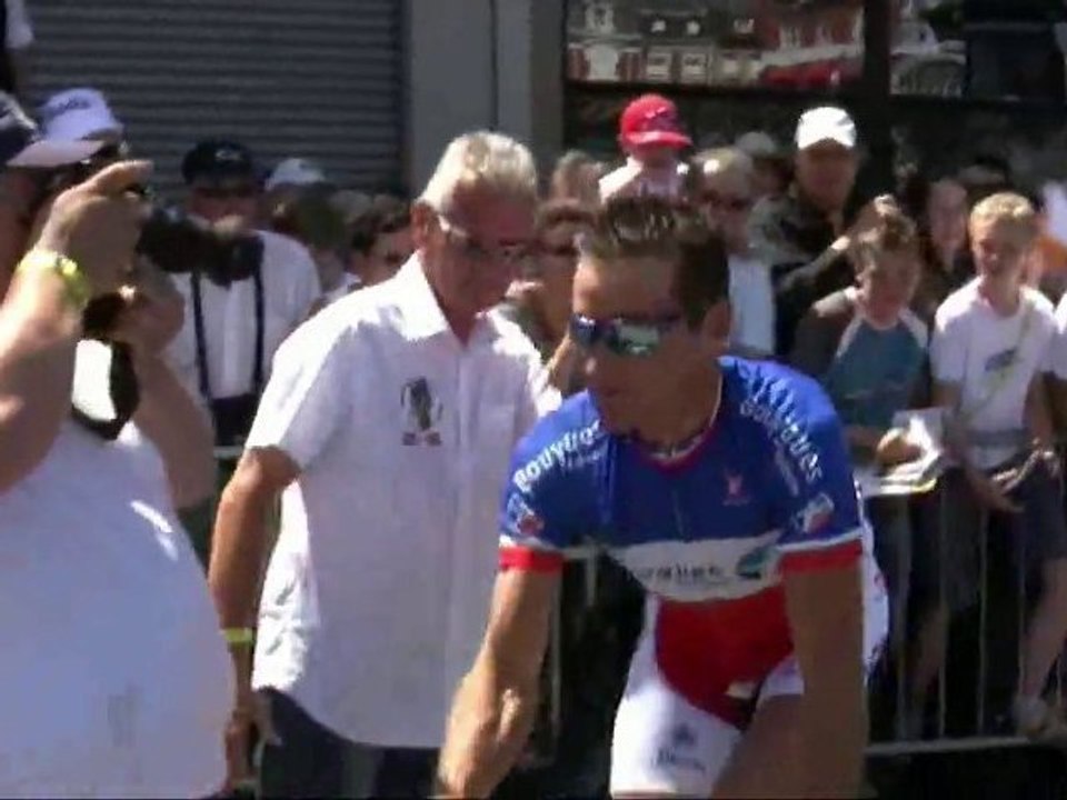 TOUR DE FRANCE LE DEPART DE CAMBRAI AVEC LES COUREURS