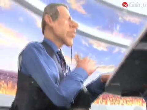 Derrière le plateau des Guignols au Grand Journal de Cannes