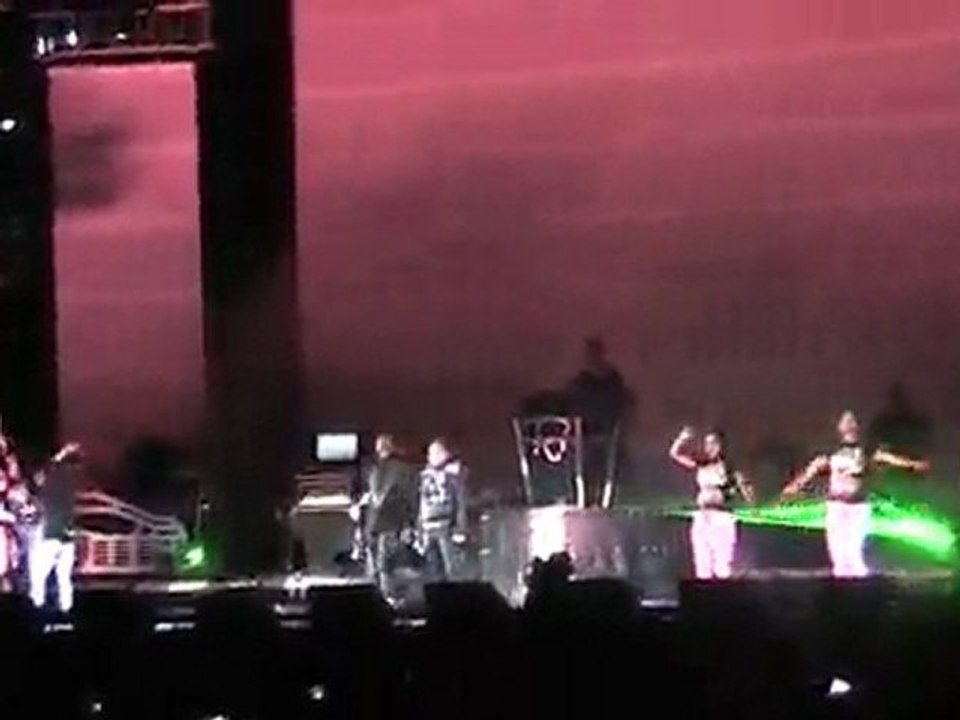 Black Eyed Peas - I Gotta Feeling @ Rockwave Festival 2010