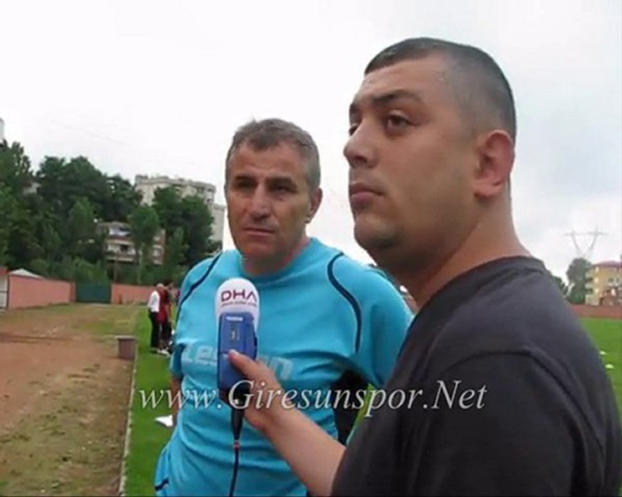 Hüsnü Özkara ile ropörtaj