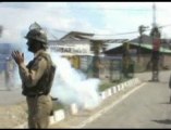 Police Fire Tear Gas to Quell Protesters in Indian Kashmir