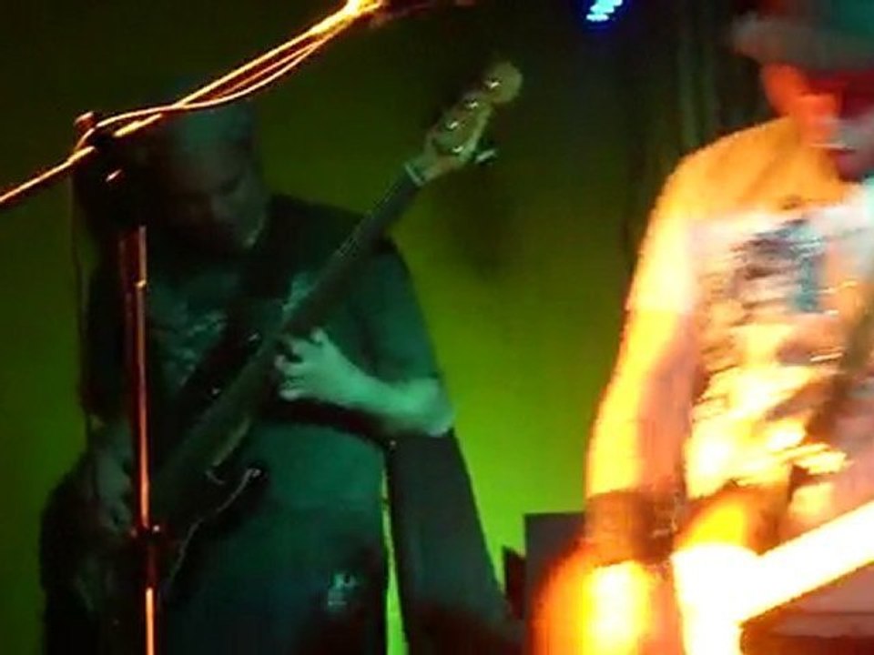 Reversi: Sépia no Estação Music Bar em 26/06/10