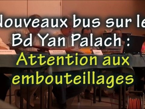 Bus sur le bd Jan Pallach : Attention aux embouteillages