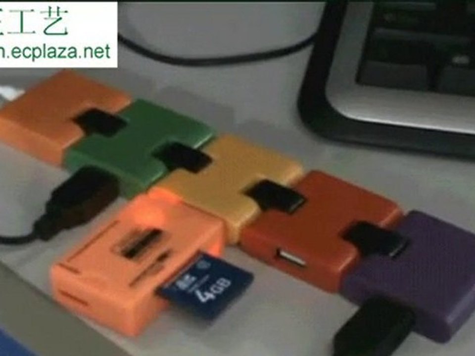 USB Chromatic 3-Port Hub + Bluetooth (Square)