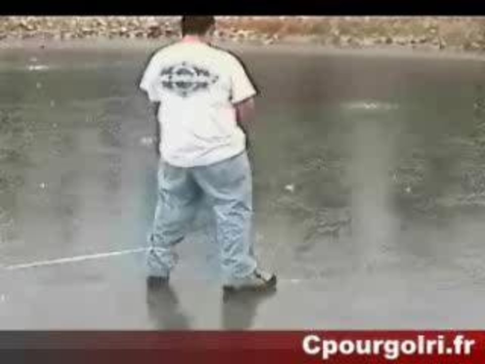Pipi sur la glace