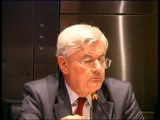 5- Faut-il régulariser les travailleurs sans papier? - Etienne PINTE