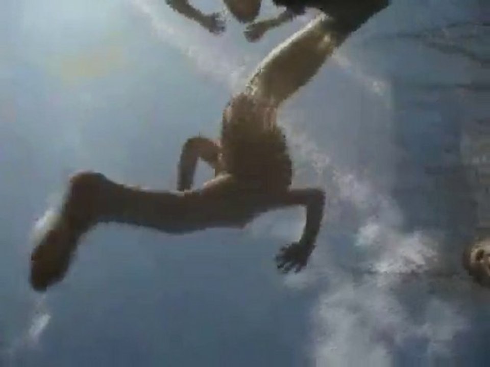 Le trampoline vu d'en bas ! - France Trampoline