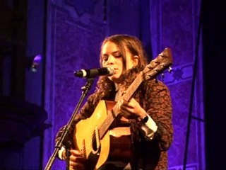 Jesus and Beth Ditto perform at London party