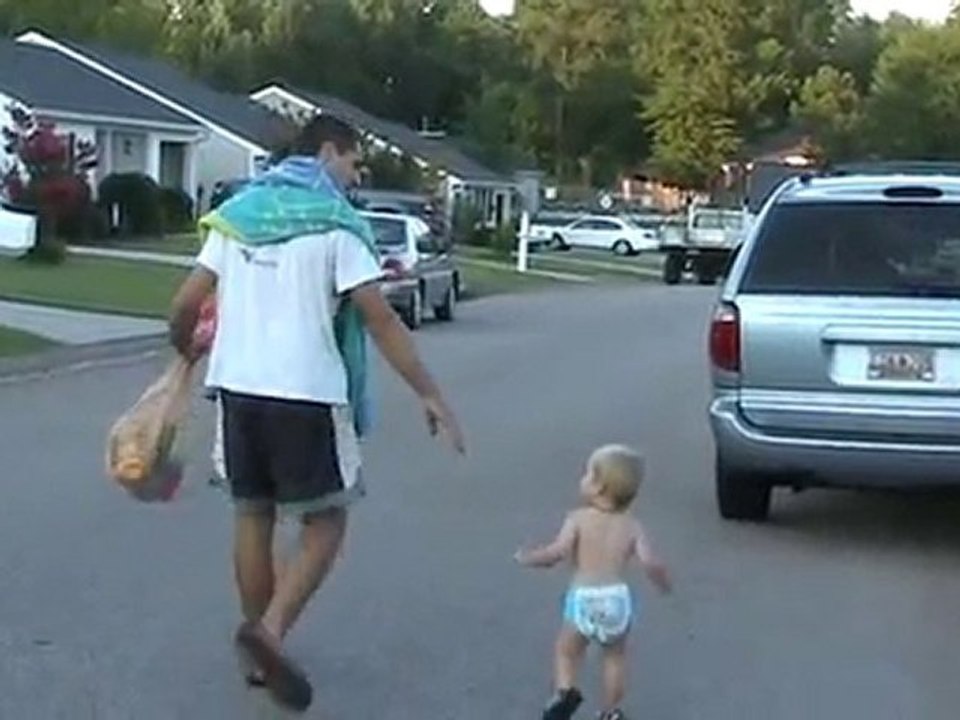 Louis cracra l'eau il aime ça - Aiken - Juillet 2010