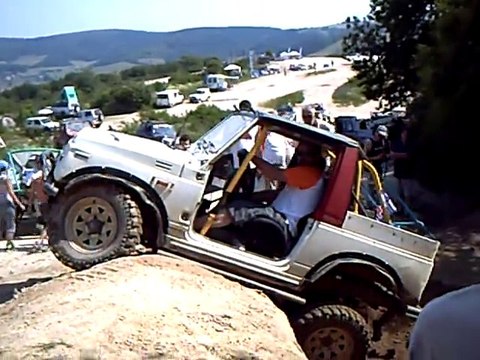 Zuk Day's 2010 CLIP012 Club zuk4x4.com RASSO 4X4 SUZUKI 2010 FRANCE