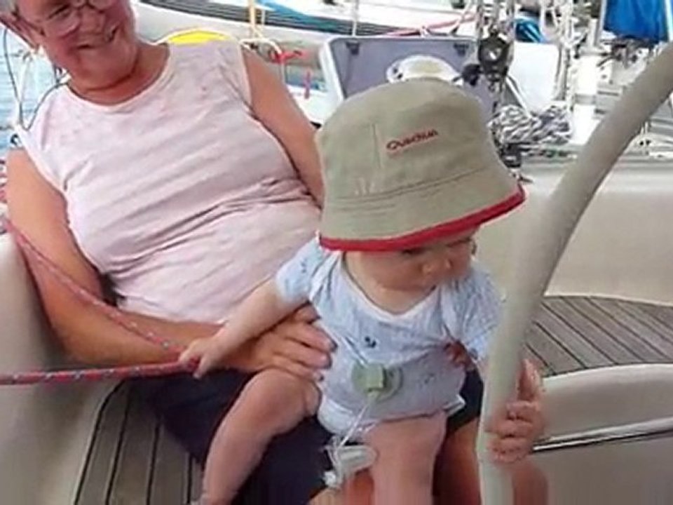 8 juillet 10 Bastien joue avec une écoute