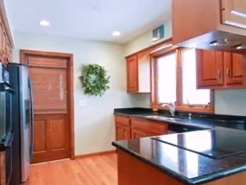 Homes for Sale - 22W411 Elmwood Dr - Glen Ellyn, IL 60137 -