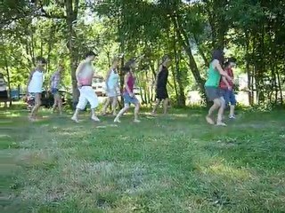 Flashmob Madison camping la rivière