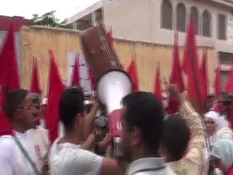 الوقفة الاحتجاجية للمغاربة ضحايا الترحيل التعسفي من الجزائر