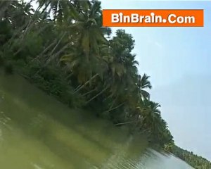 Boat travelling in Kovalam