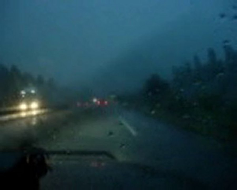 orage autoroute de nuit 2010