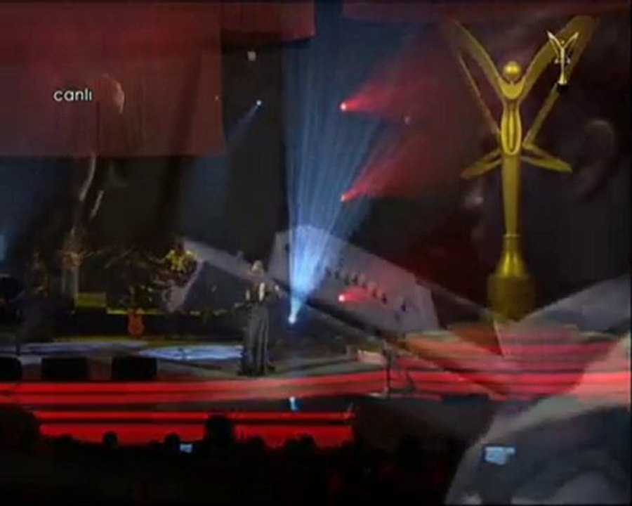 Hande Yener-Çöp Live