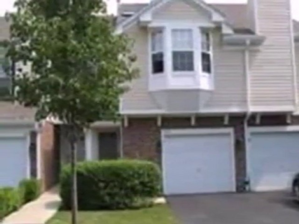 Homes for Sale - 497 Grosse Pointe Cir - Vernon Hills, IL 60