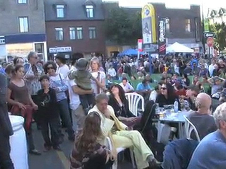 Fanfare Pourpour + Virus d'improvisation Picturale + Poésie