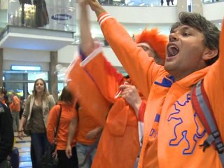 Les fans des Orange se pressent à Johannesburg pour la finale