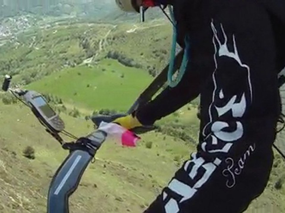 ATOS VR François Fourment Val Louron  04 juin 2010 décollage