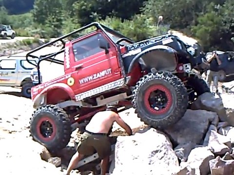 ZUK DAY'S 2010 CLIP0019 CLUB 4X4 SUZUKI WWW.ZUK4X4.COM