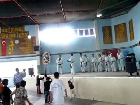 sena spor kulübü gösterisi 1