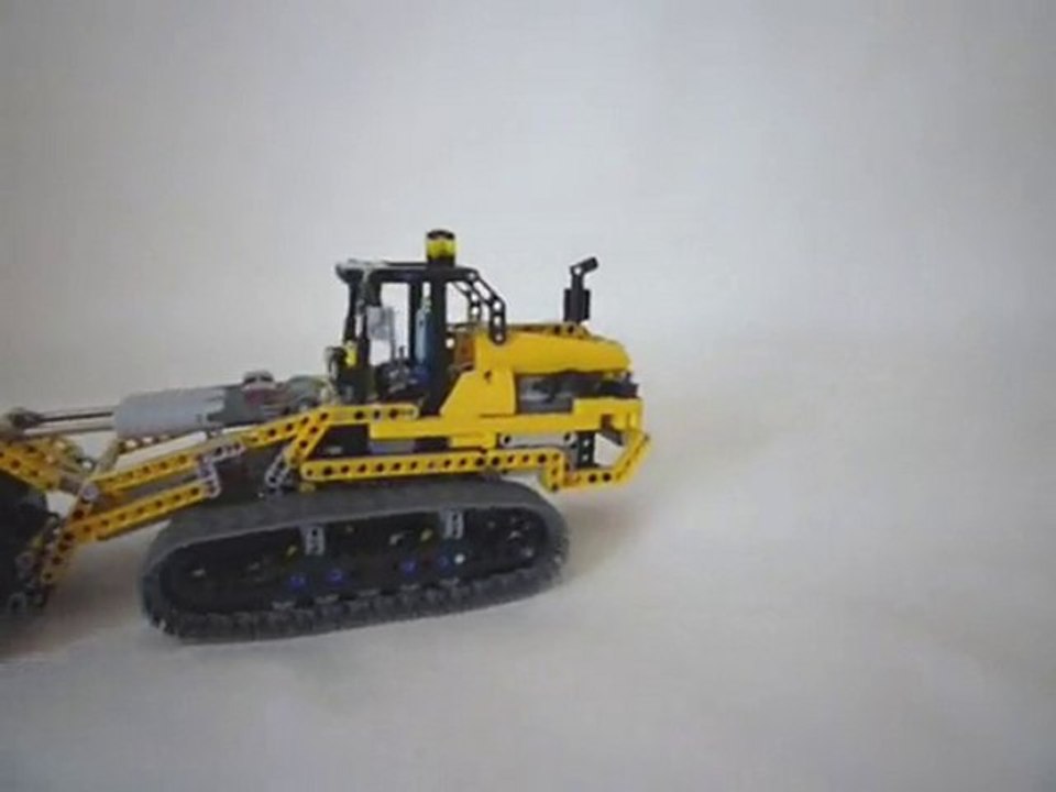 Review Lego Technic #8043B : Le Chargeur sur chenilles