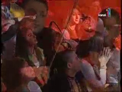 VOLKAN KONAK - ŞİMDİ UZAKLARDASIN